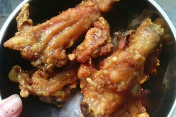 宵夜吃错了，会加速身体衰老？爱吃3种食物的人，容易变胖、变丑