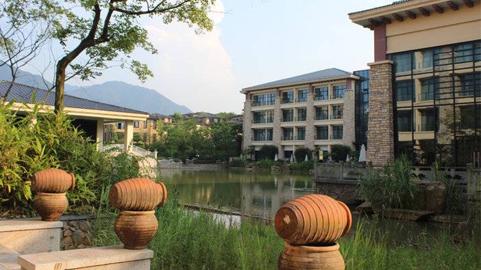 杭州-桐庐海博大酒店仅售不到500元超值海鲜自助餐套餐