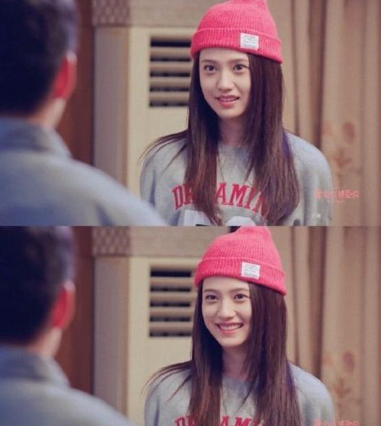 共患难的兄弟+不谈恋爱的硬核女主！让我今年第一次想为港片爆灯