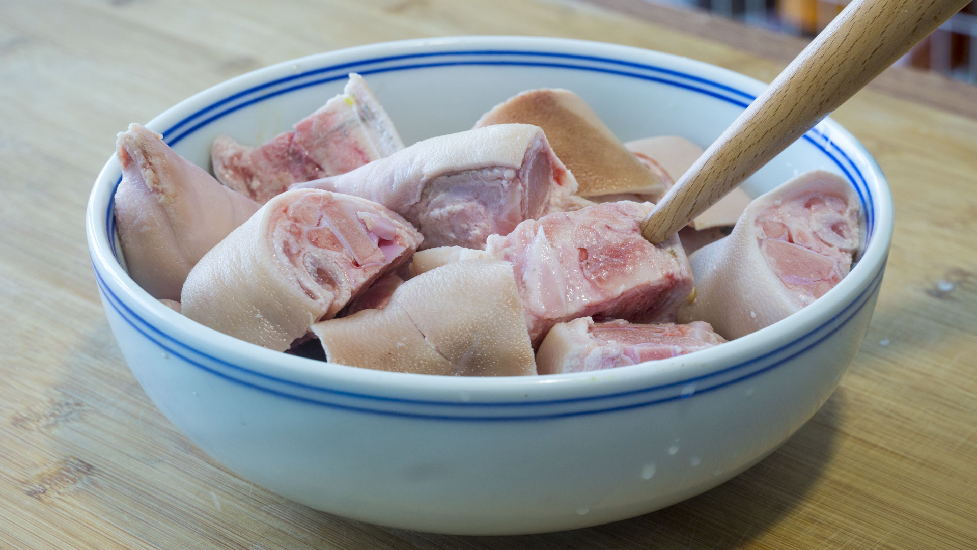 女性多吃这6种食物既美容又养生,女人不舍得花钱吃饭怎么办