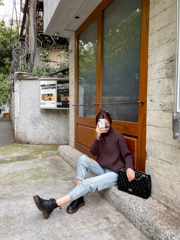 秋冬最火的马丁靴百搭时髦帅炸了,冬季长筒马丁靴穿搭小个子