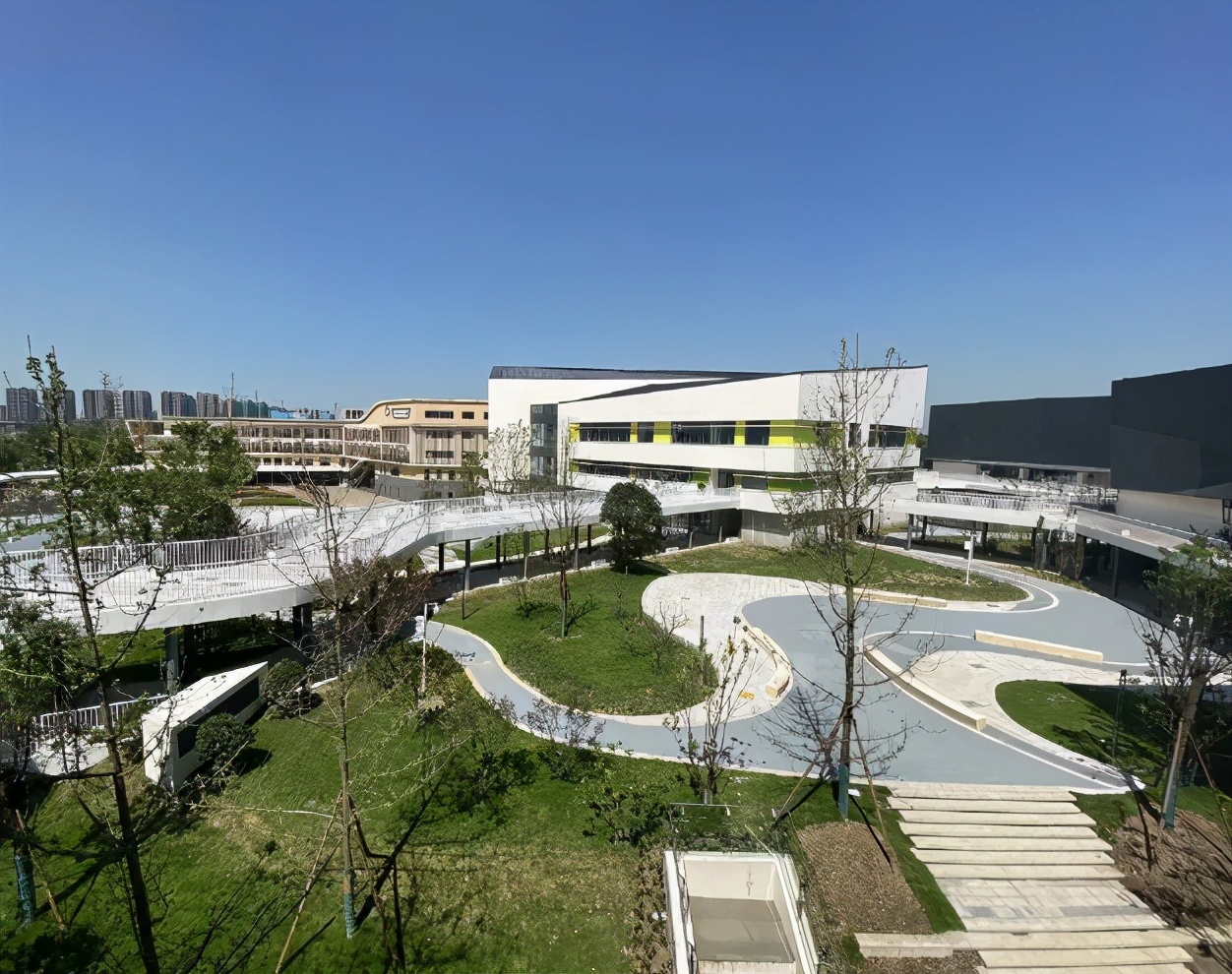 成都八里庄初中划片,成都龙泉驿初中划片