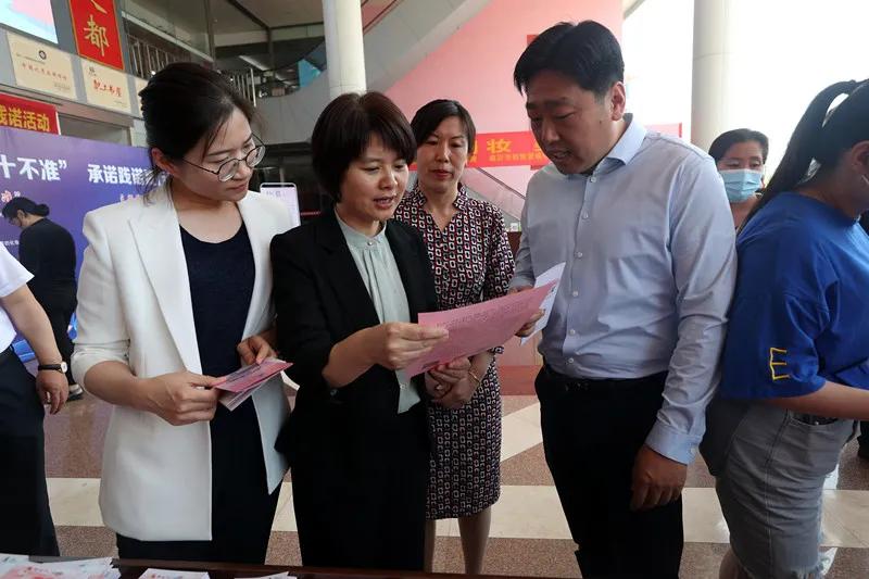 安全用妆伴您同行带你了解化妆品,安全用妆伴您同行