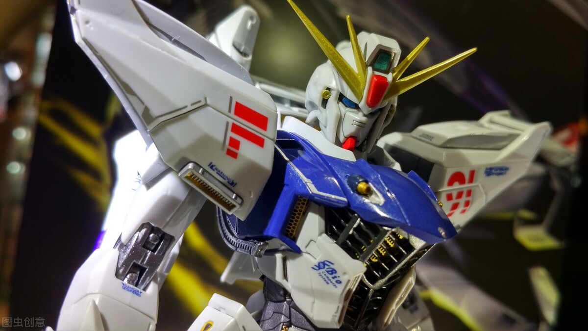 七夕节就送点简单的礼物,刚认识的女生七夕节送什么礼物