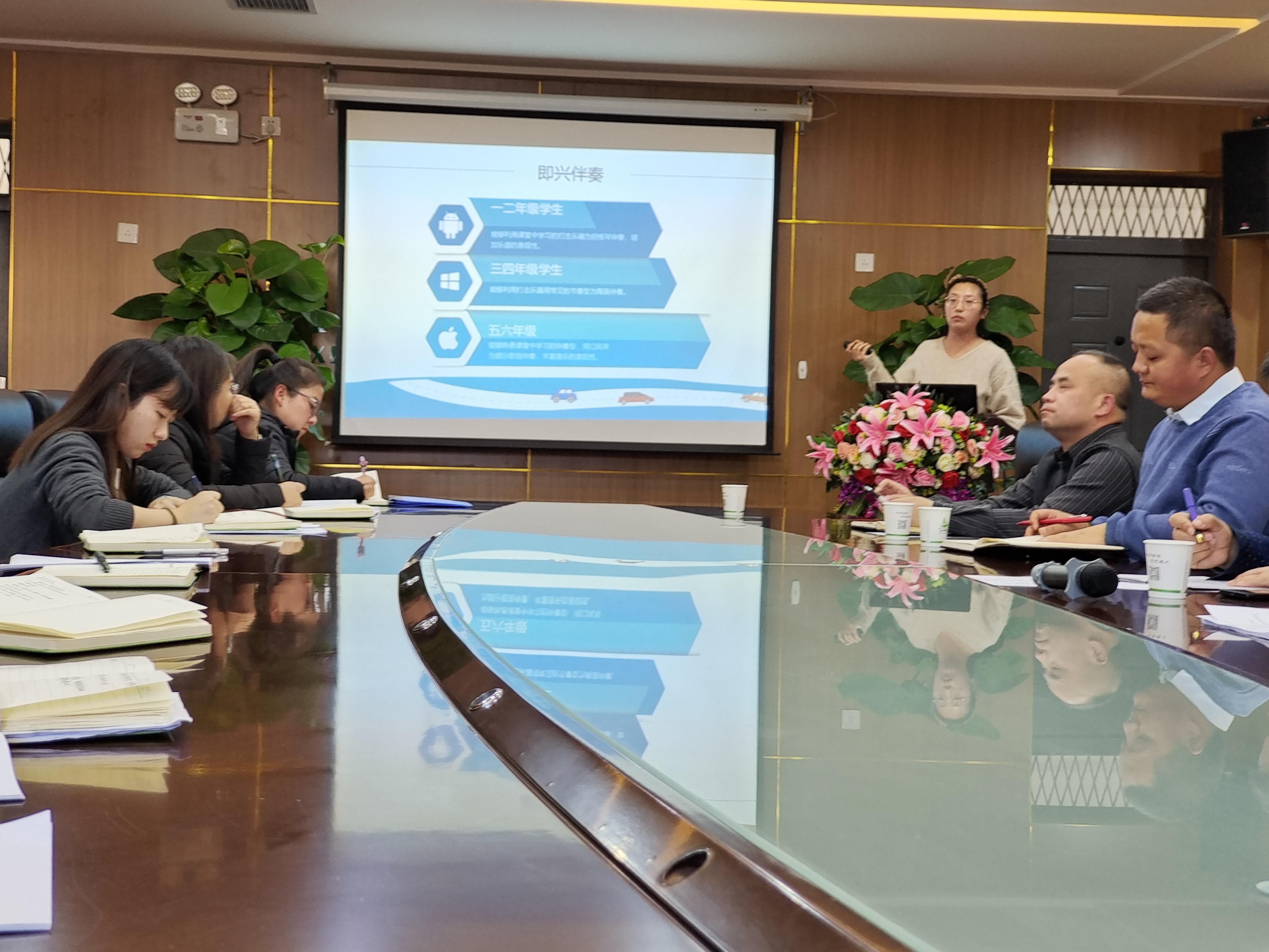 西安国际陆港第一小学教学水平,西安市国际陆港第一小学电话