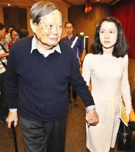 关于杨振宁娶翁帆的原因,杨振宁娶翁帆的真实原因