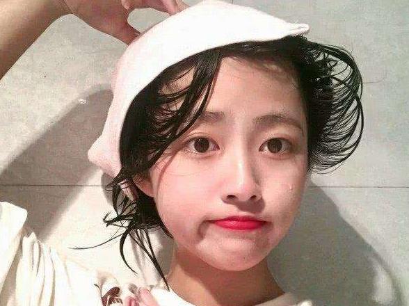 头发漂了之后用洗发水冲洗吗,头发打湿可以直接抹洗发水吗