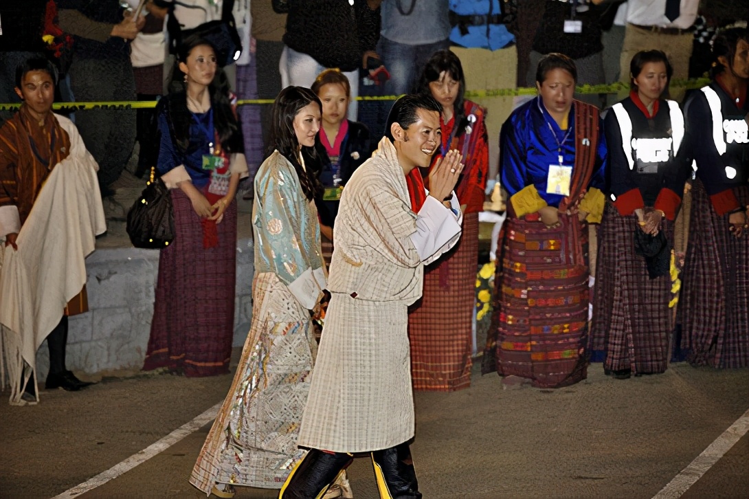 不丹公主嫁平民驸马,不丹王妃美貌
