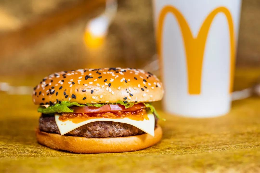 2020“鼠”来“堡”，舌尖上的美味就交给麦当劳强势承包了
