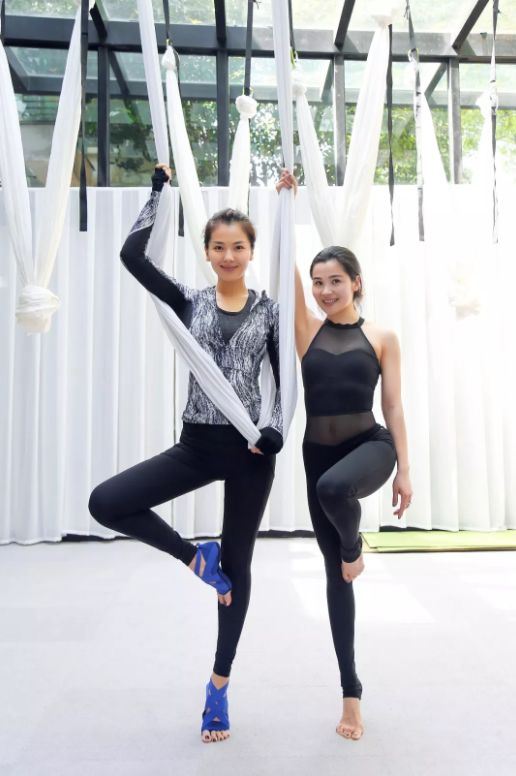 刘亦菲最美体态,如何拥有刘亦菲一样的美背