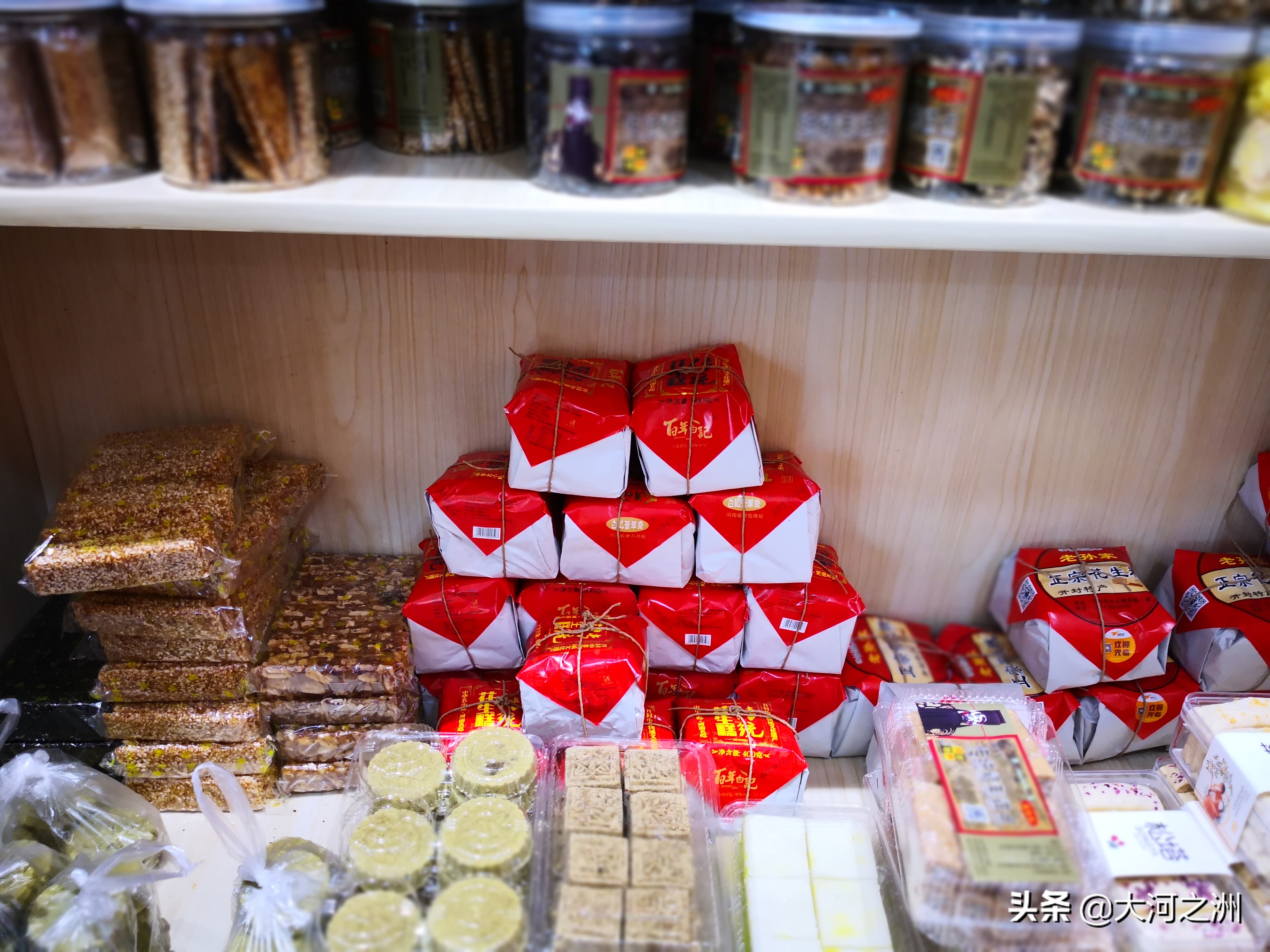 开封灌汤包和桶子鸡,开封攻略美食灌汤包