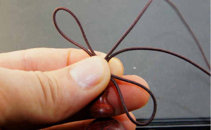 单绳串珠间隔打结方法教程,单绳串珠打结的方法