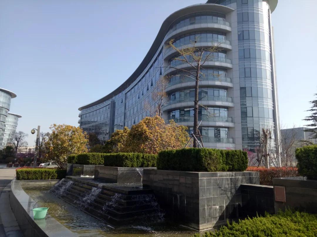 烂尾楼重获生机,徐州新城区烂尾商业