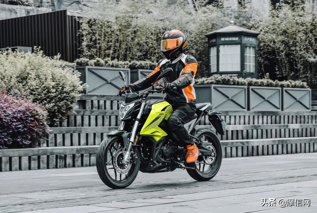 宗申250r跑车街车摩托车测评,宗申250r街车价格是多少