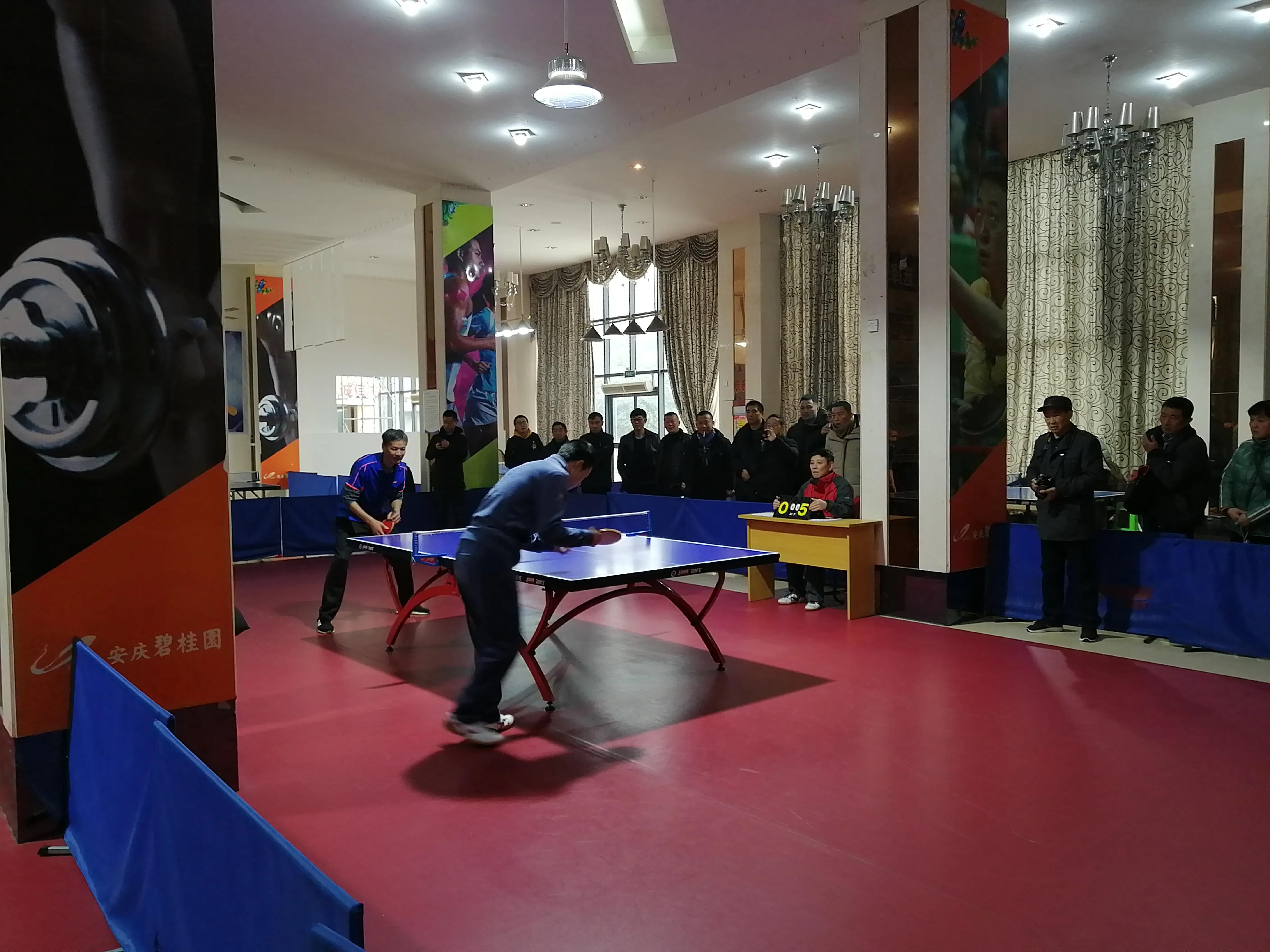 乒乓人走在路上,乒乓人都希望的模样