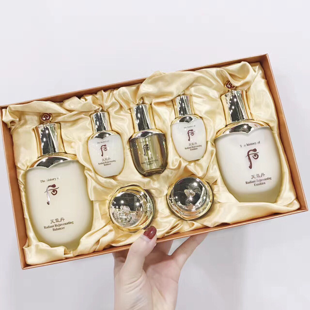 护肤品用单品还是套盒好,护肤品是买套装好还是自己搭配好