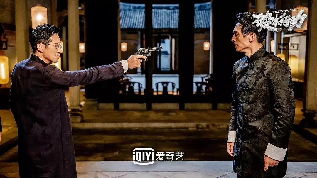 2019网络剧变：期许和忧思，总有一些要背进下个10年