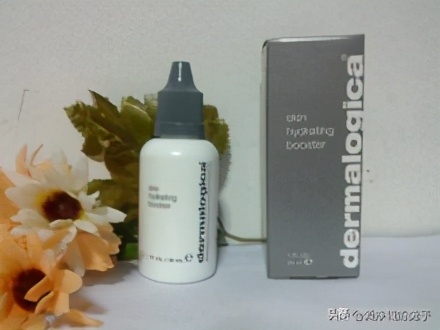 洗面奶爽肤水精华乳保湿霜怎么用,洗面奶爽肤水保湿霜正确用法