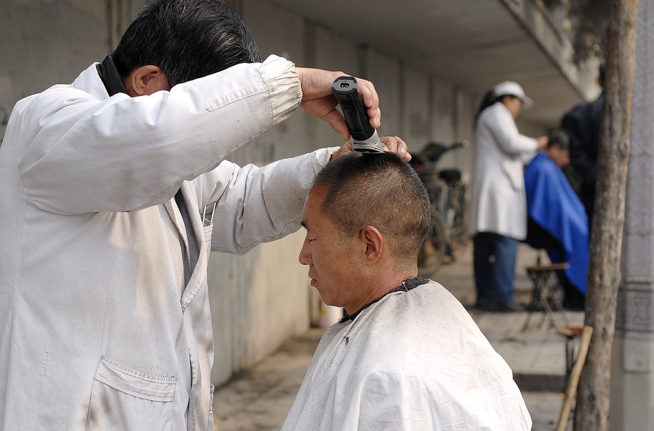 理发十元快剪店,快剪10元理发店开什么位置好