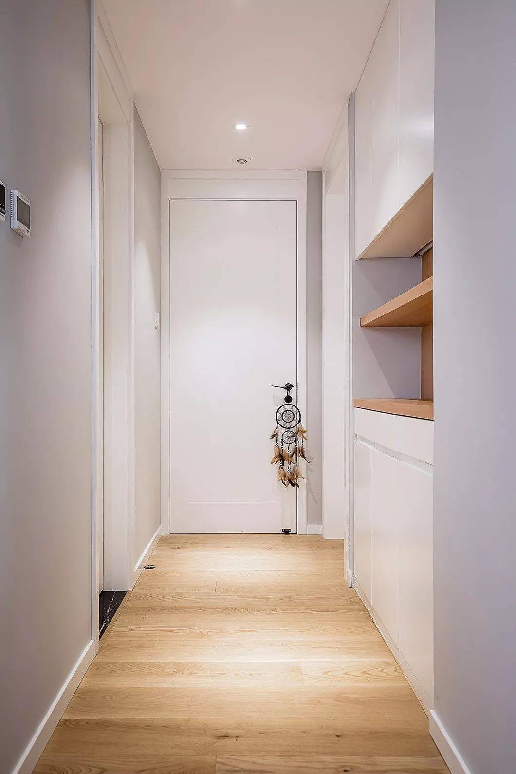 原木色家具白色木门,老师傅木门讲解