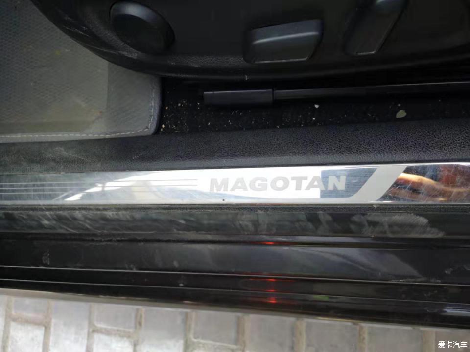 2.0t迈腾旅行油耗,2.0t迈腾10万公里后什么通病