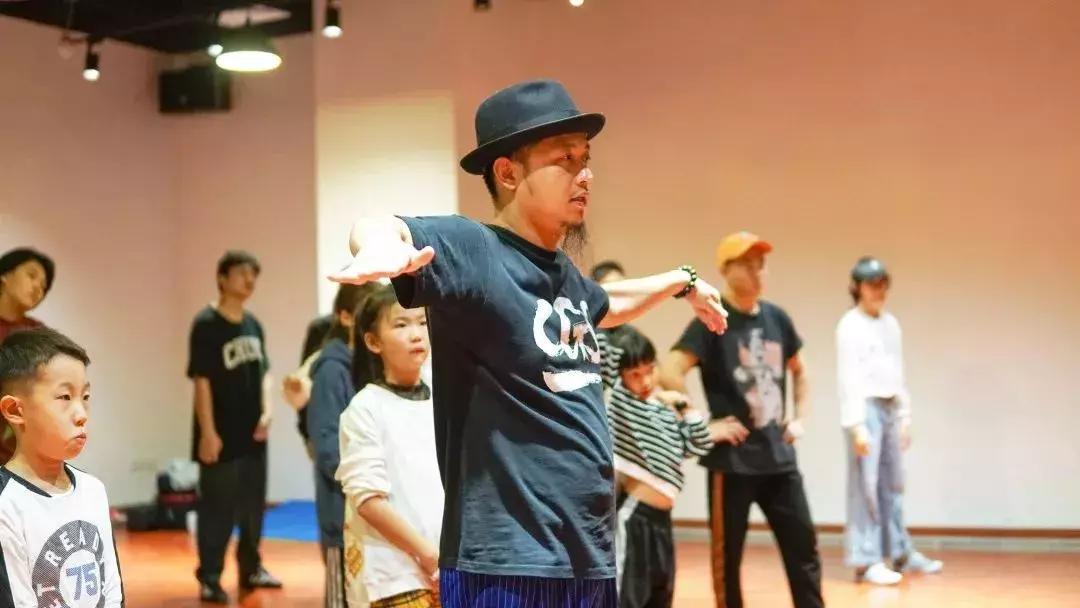 市运会开幕式完整版视频,省运会开幕式有什么表演