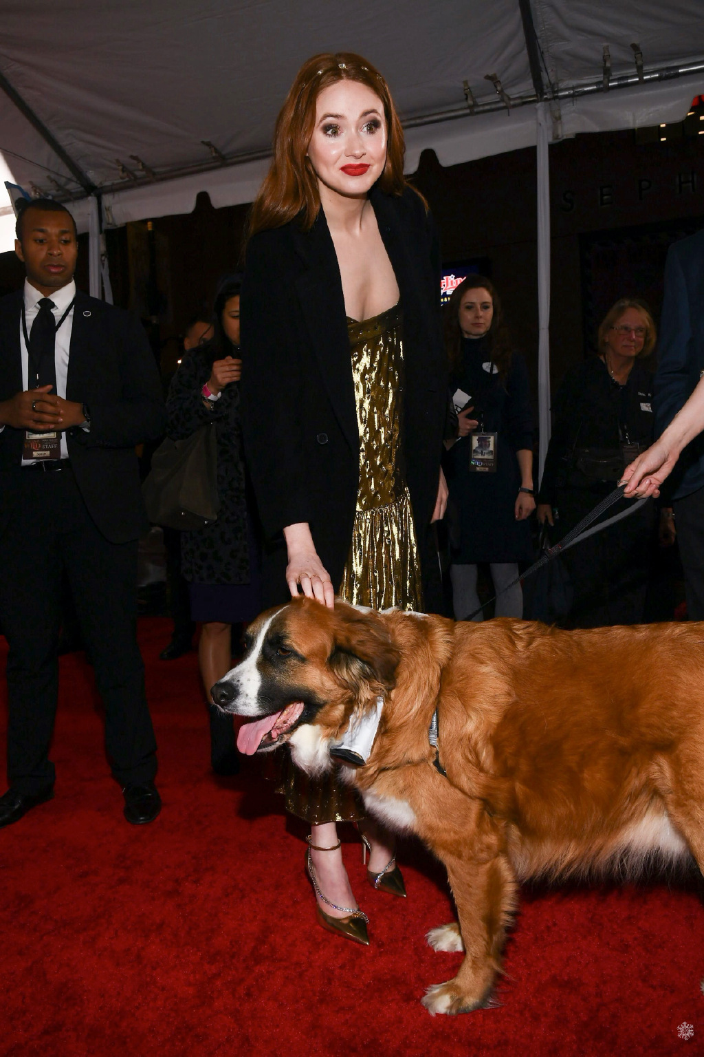 星云扮演者凯伦·吉兰长胖了,星云凯伦吉兰最新写真