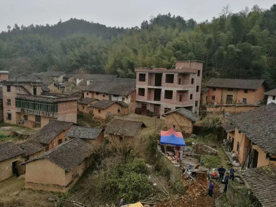 大坪上洛村,深度贫困村打赢翻身仗