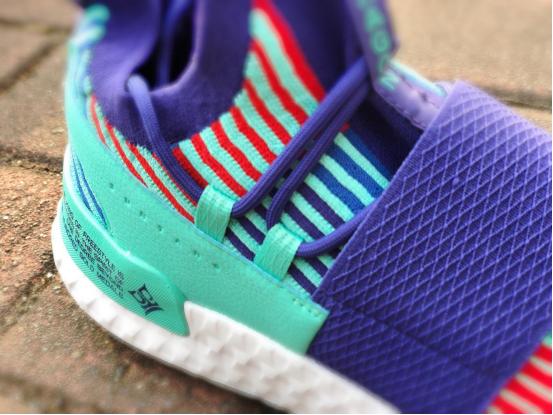 孙杨鞋开箱,孙杨跑鞋图片大全