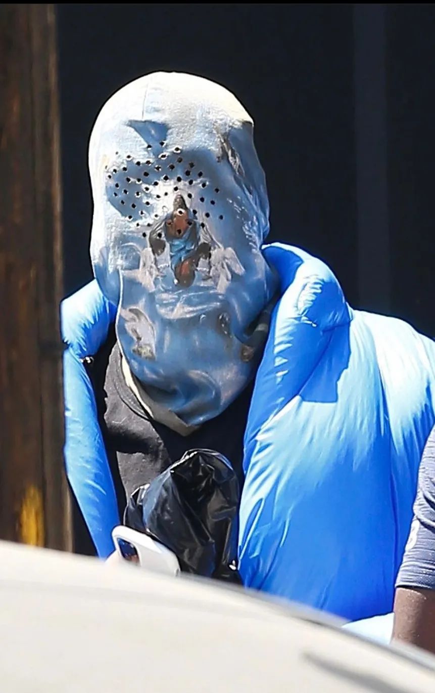 kanye穿yeezygap,kanye还会复刻yeezy吗