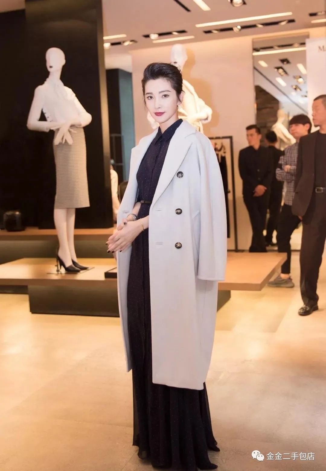 maxmara大衣经典款式有几款,maxmara经典款大衣有哪些