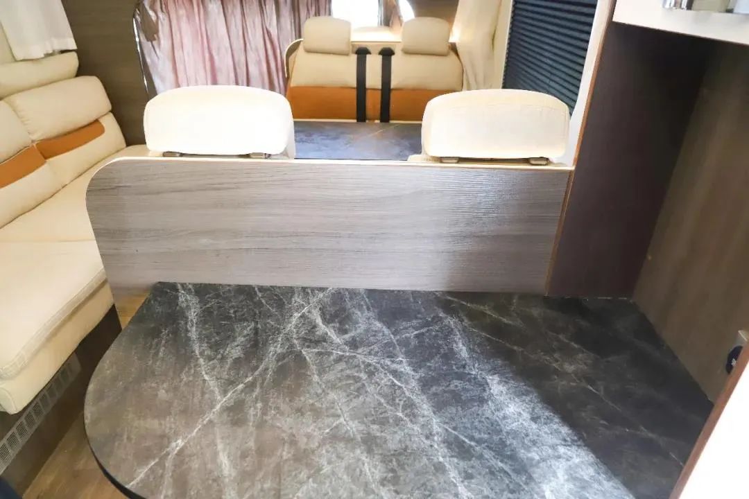 宇通c533旗舰探境版,2023款宇通c533旗舰版