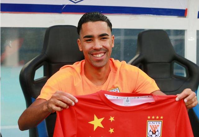 中国足球的归化,中国足球归化还有必要继续吗