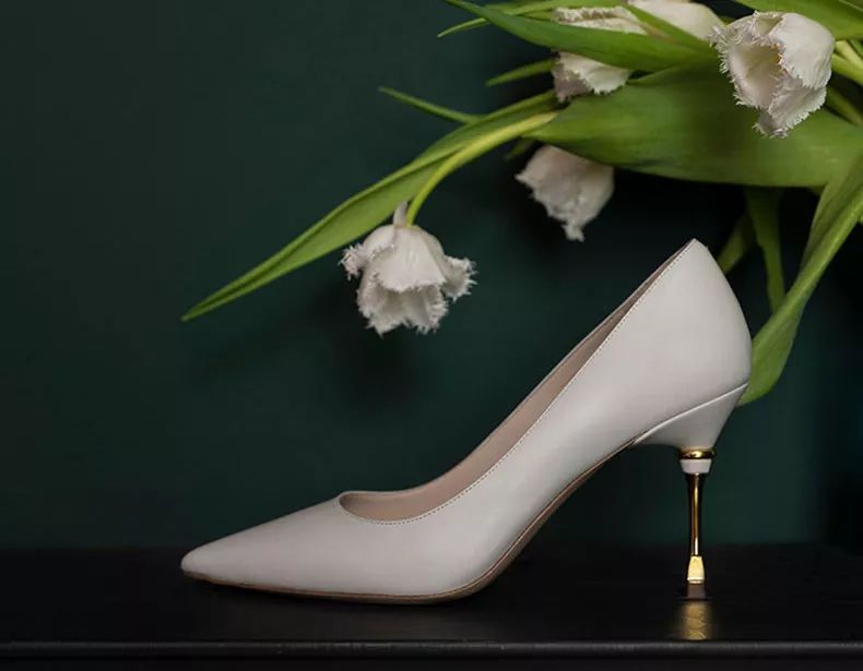 不会穿搭的姐妹正品店,日常一年四季都可以穿的百搭鞋