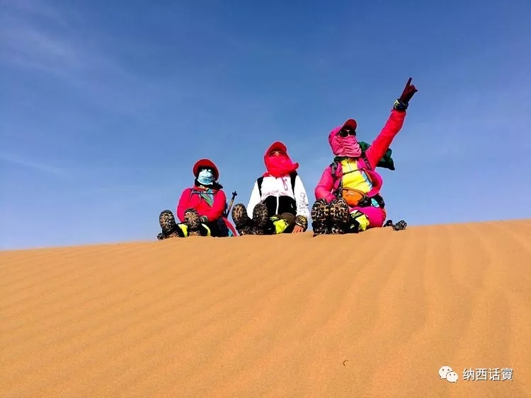 叶紫被雷劈穿越到异界,关于叶紫的穿越小说