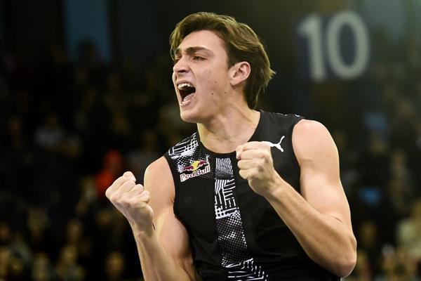 5天内两度冲击6米19！瑞典天才创造历史法小将破60米栏U20纪录