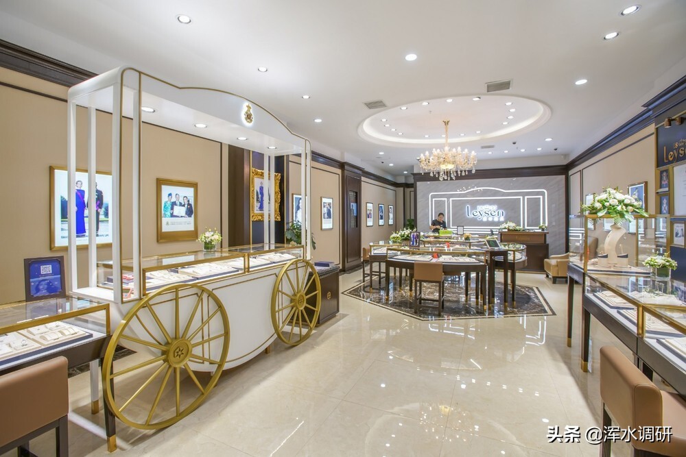 莱绅通灵款式,唐嫣莱绅通灵皇冠