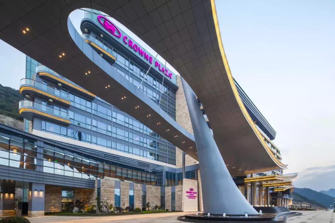 皇冠假日怎么样,住皇冠假日便宜点