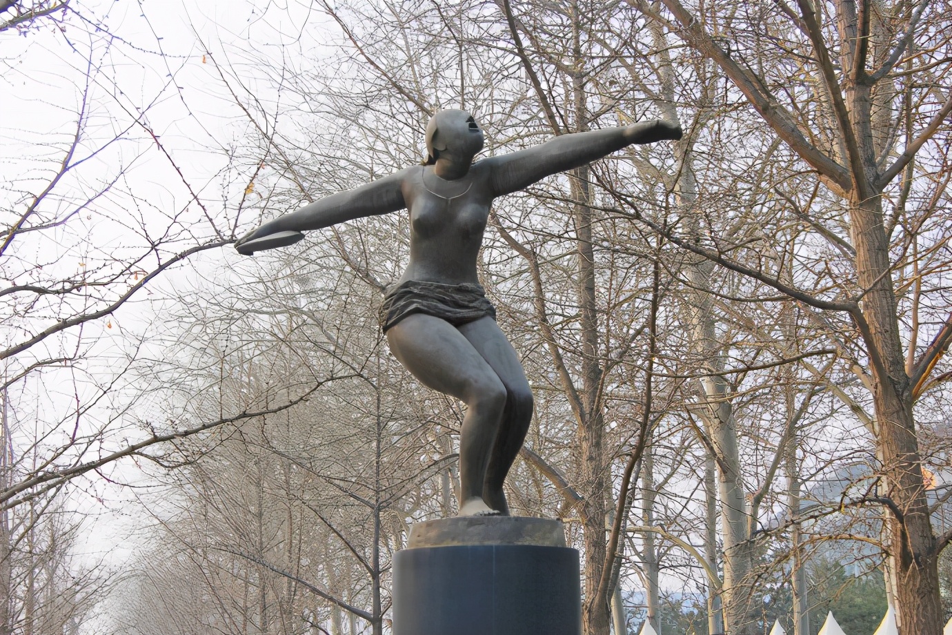 北京鸟巢附近雕塑,鸟巢雕塑效果图