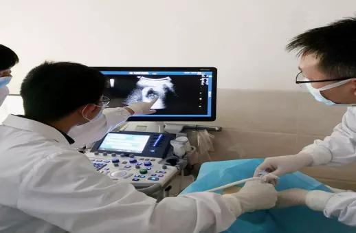 小引流，立大功！他们将微创技术带到基层