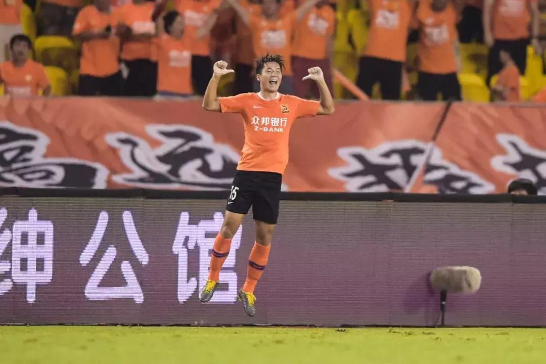 武汉卓尔4比3逆转广州富力,武汉卓尔赢球