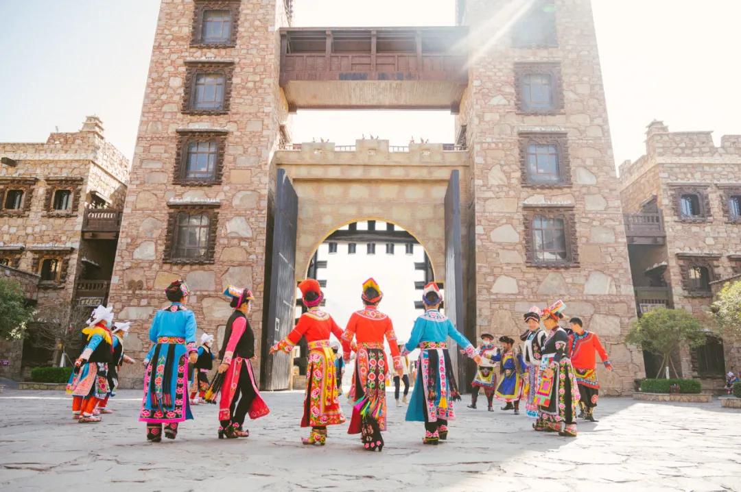 阿坝旅游网官网九寨沟,阿坝夏天二日游推荐