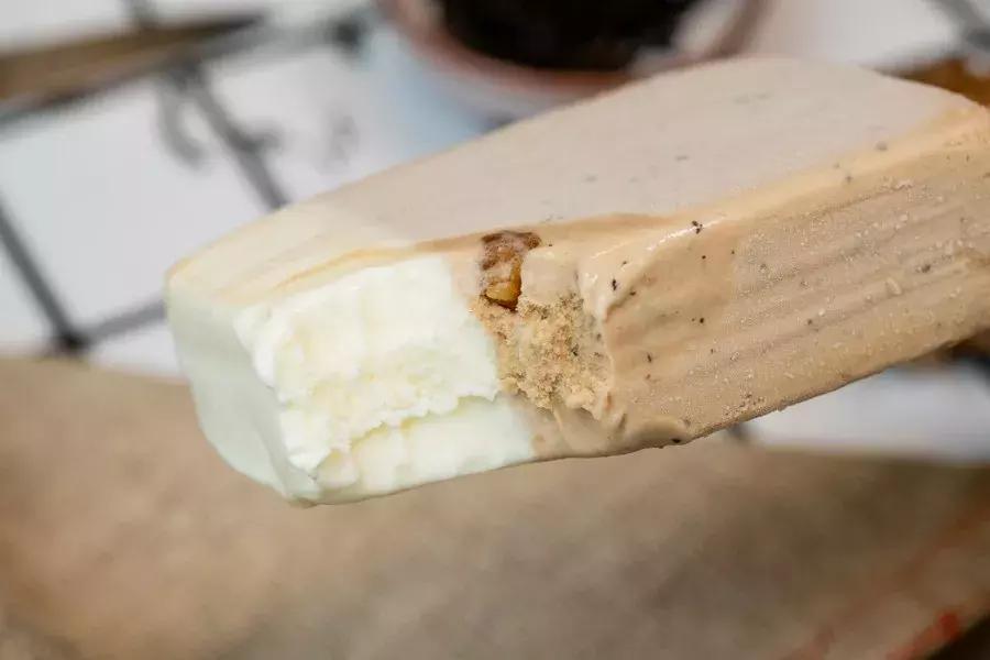 网上很火的冰淇淋试吃,试吃九个冰淇淋