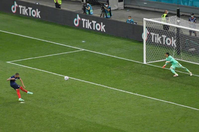 球王为何不是姆巴佩,球王不是大庆刘志鹏吗