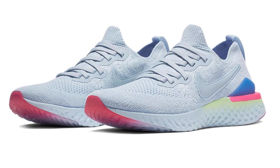 宋慧乔黑色高级感鞋,宋慧乔休闲鞋穿搭