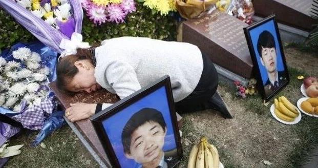 慕柏网：一个殡葬人眼里的世界