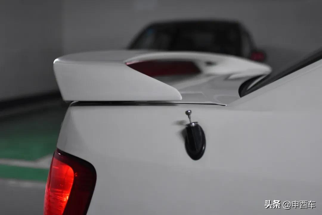 雷克萨斯咬地鲨is250老款,雷克萨斯is咬地鲨什么时候换代