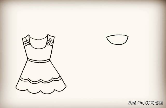 衣服简笔画简单又漂亮女生,新年衣服简笔画简单又漂亮