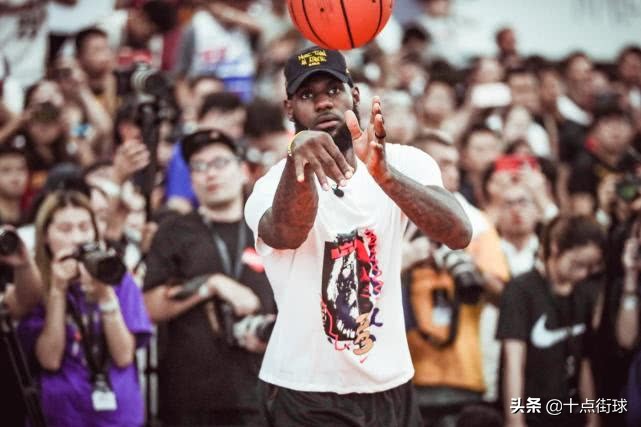 耐克广告事件原因,耐克广告语惹众怒别输给一只兔子