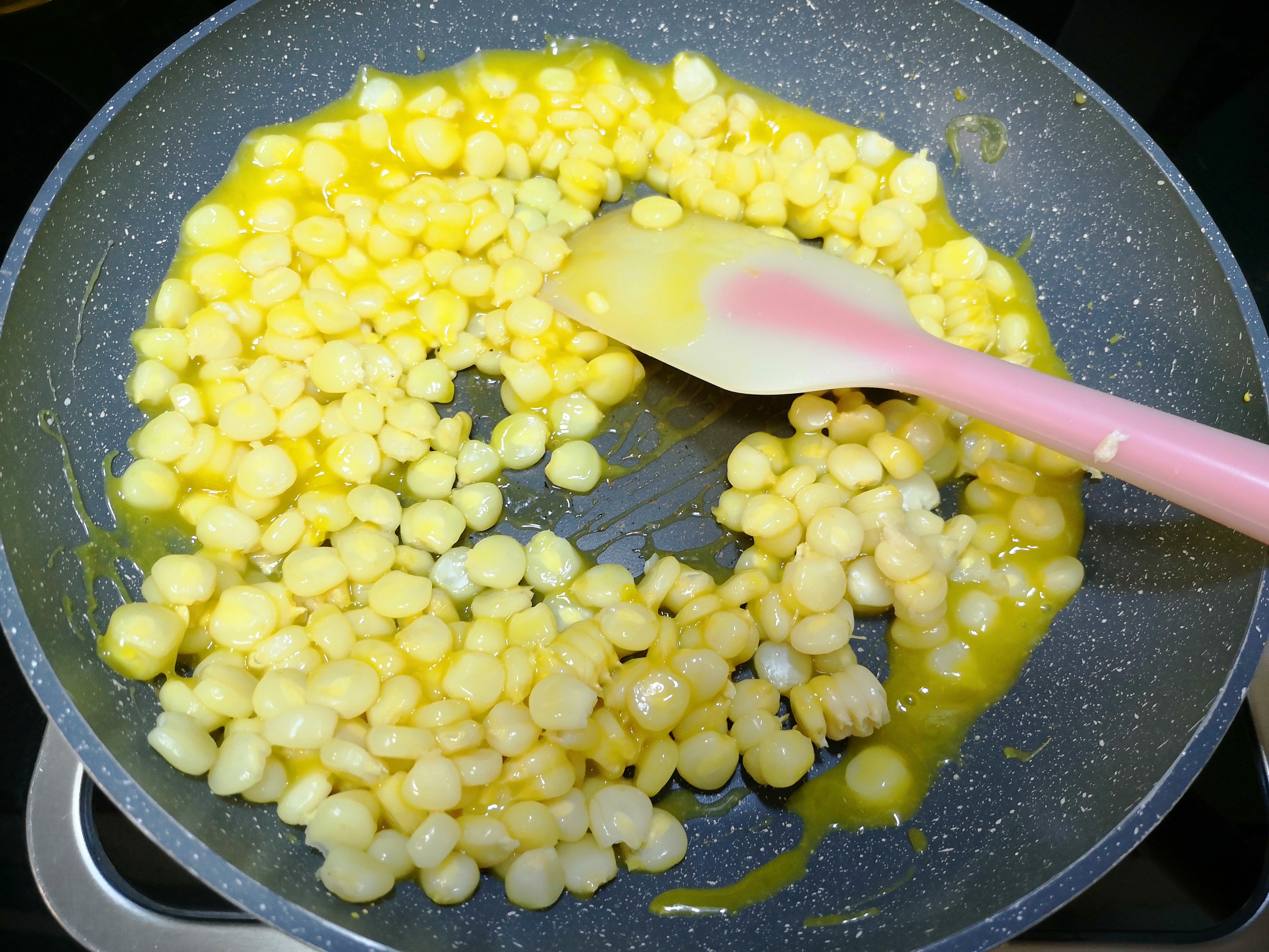 第一美食的松仁玉米,老东北美食松仁玉米